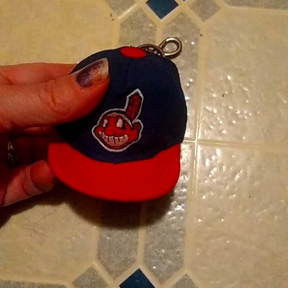 Vintage  license chief wahoo no  longer made Cleveland Indians key chain.